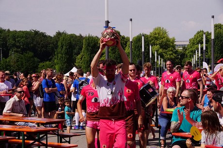 Com Together Cup